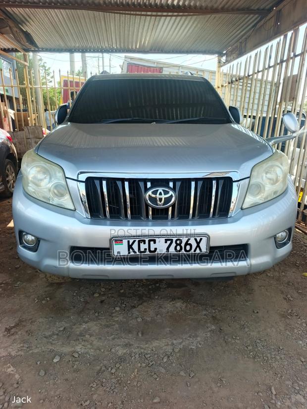 Toyota Land Cruiser Prado 2.7 i 2010 Silver