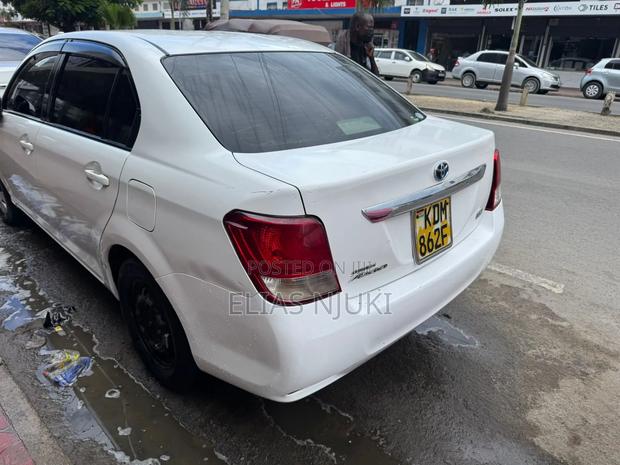 Toyota Axio 1.5 Hybrid 2WD 2016 White