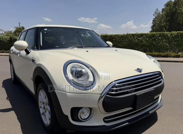 Mini Clubman 2019 White