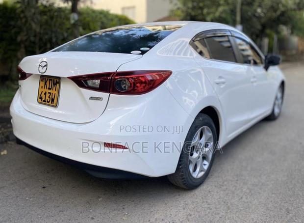 Mazda Axela 2016 White