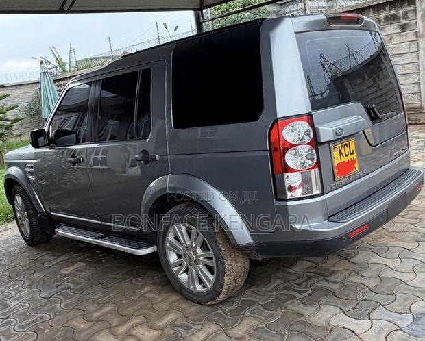 Land Rover Discovery 2013 Silver
