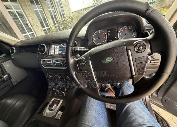 Land Rover Discovery 2013 Silver