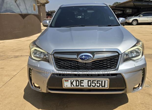 Subaru Forester 2.0XT Premium 4dr SUV AWD (2.0L 4cyl Turbo CVT) 2014 Silver