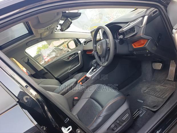 Toyota RAV4 2020 Black
