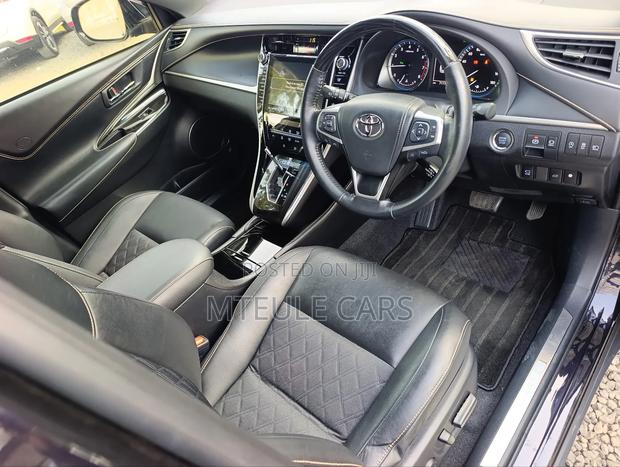 Toyota Harrier 2019 Black