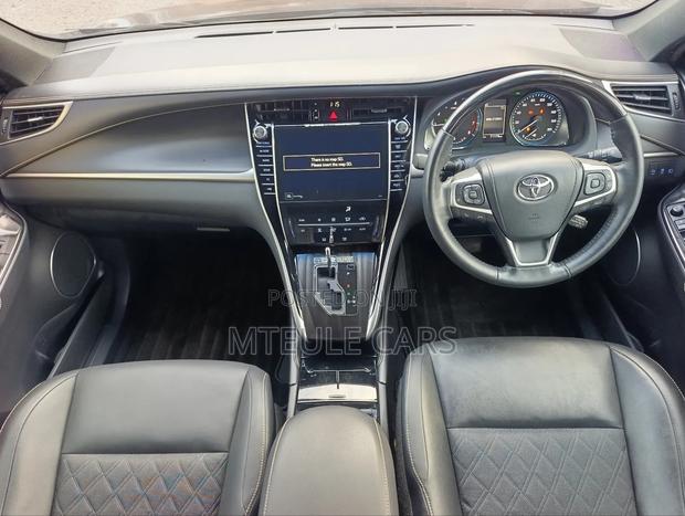 Toyota Harrier 2019 Black