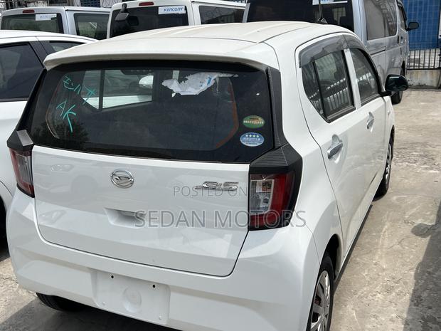 Daihatsu Mira 2019 White