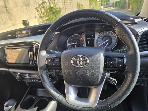 Toyota Hilux Revo Double Cab Deisel 2.4 AWD 2022 Green