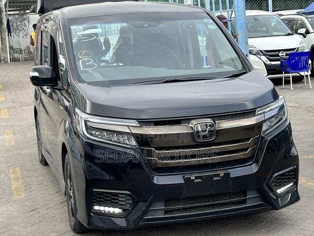 Honda Stepwgn 2019 Black