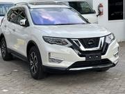Nissan X-Trail 2019 White for sale