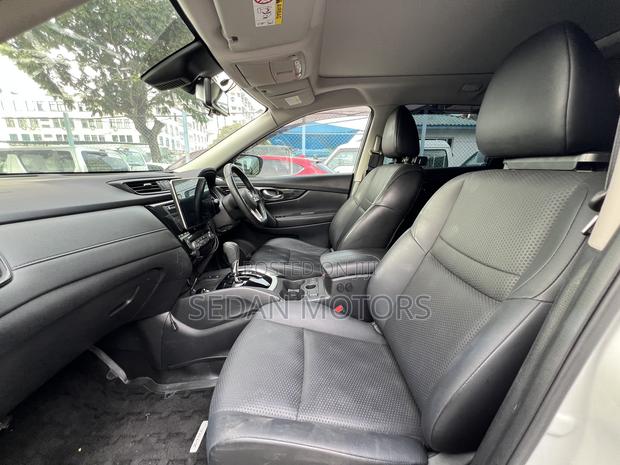 Nissan X-Trail 2019 White