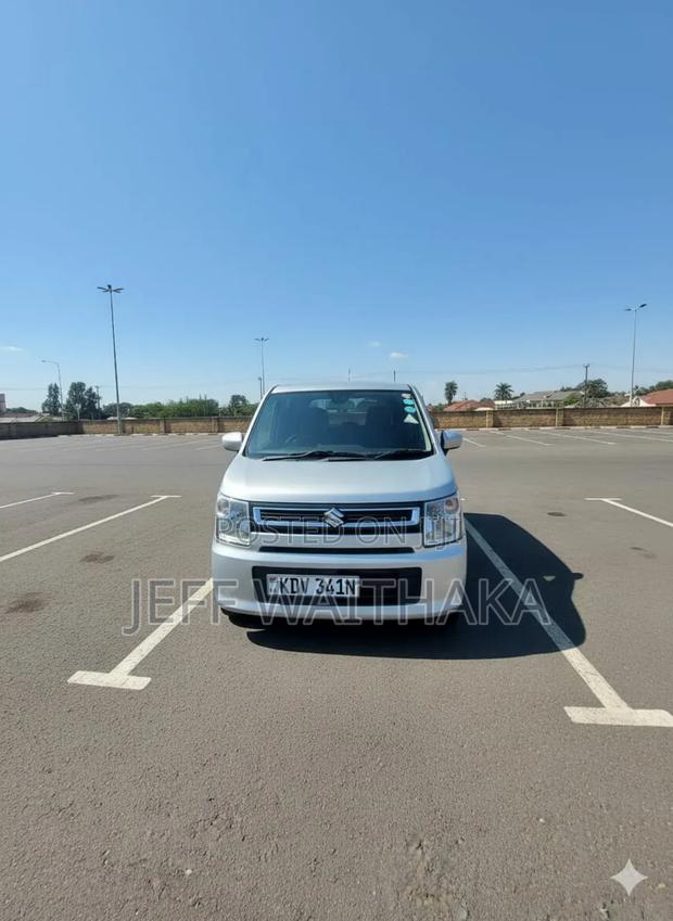 Suzuki Wagon R 660 Hybrid FWD 2018 Silver