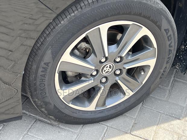 Toyota Noah 2019 Matt Black