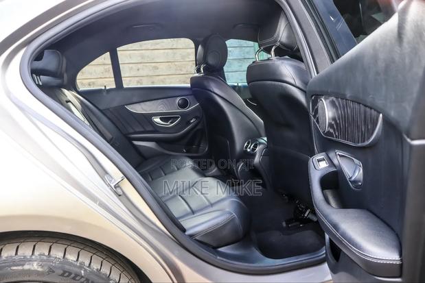 Mercedes-Benz C200 2018 Gray