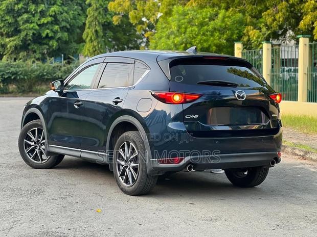 Mazda CX-5 2019 Blue