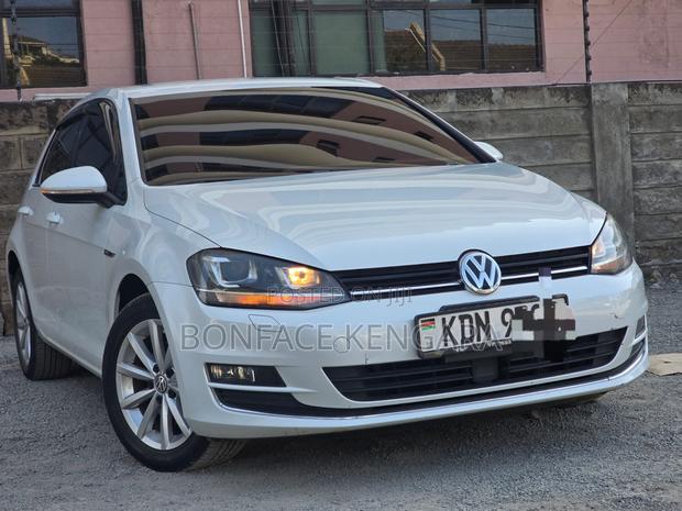 Volkswagen Golf 2016 White