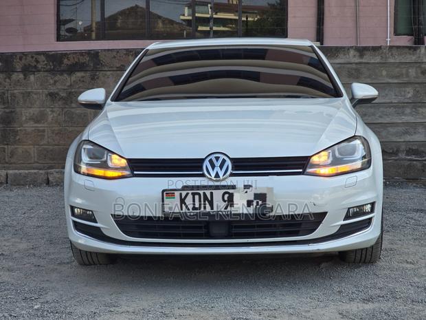 Volkswagen Golf 2016 White