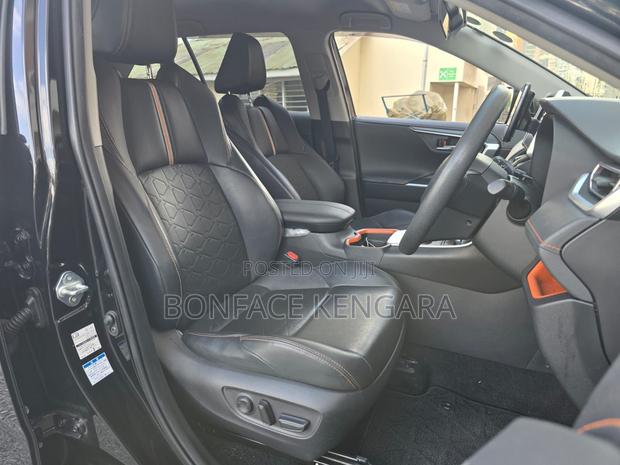 Toyota RAV4 Adventure 2019 Black