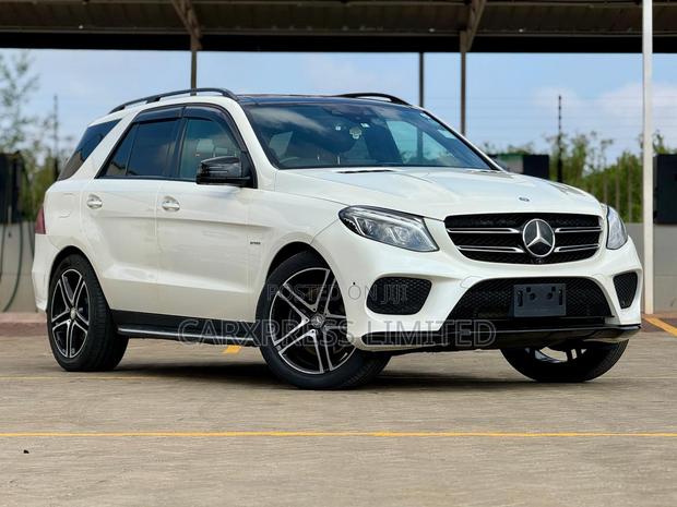 Mercedes-Benz GLE-Class AMG GLE 43 4MATIC 2016