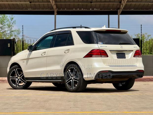 Mercedes-Benz GLE-Class AMG GLE 43 4MATIC 2016