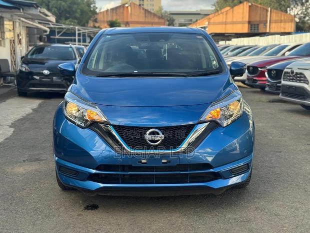 Nissan Note 1.2 Hybrid 2019 Blue