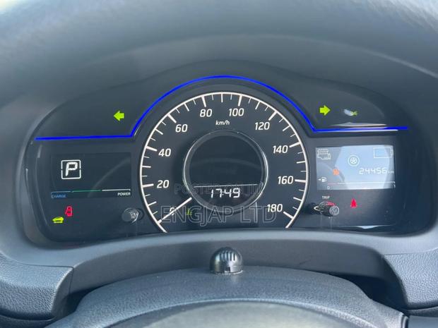 Nissan Note 1.2 Hybrid 2019 Blue