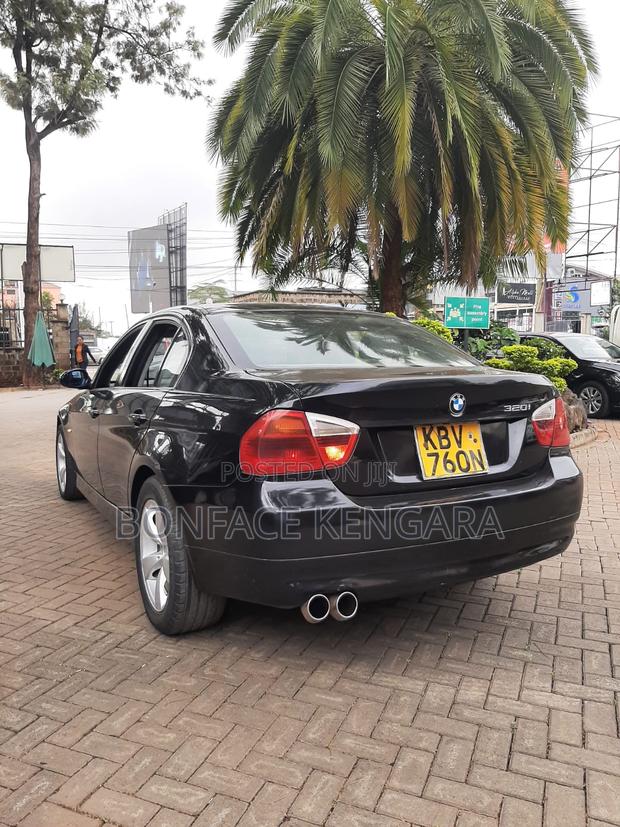 BMW 320i 2006 Black