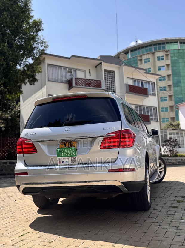 Mercedes-Benz GL-Class 2016 Silver