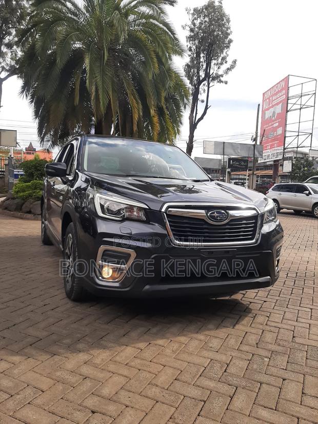 Subaru Forester 2018 Gray