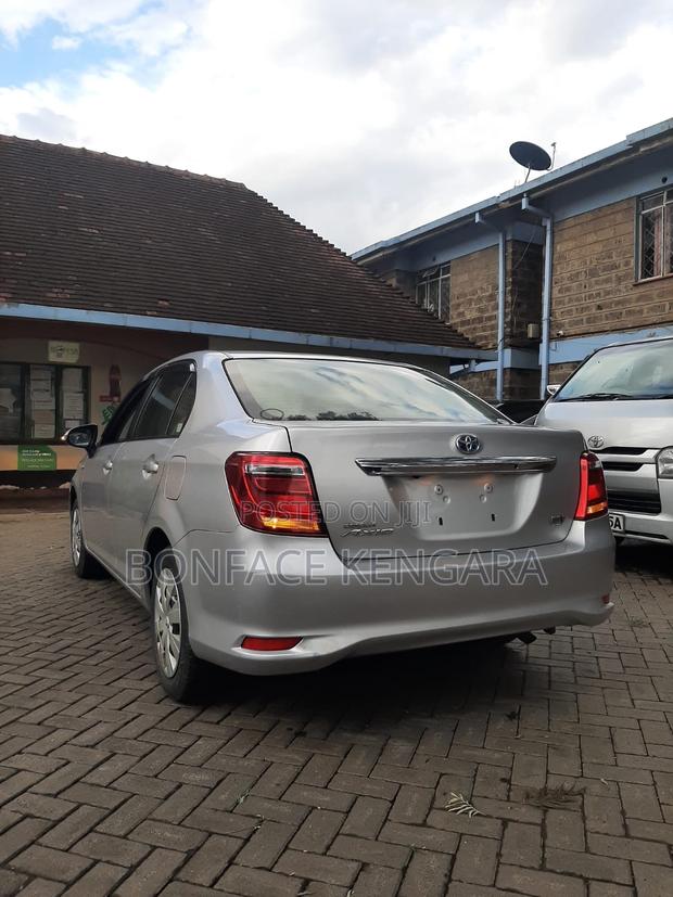 Toyota Axio 2017 Silver