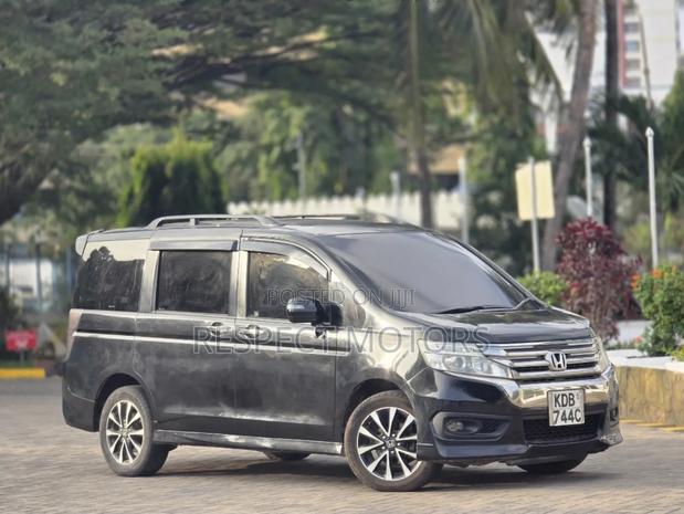 Honda Stepwgn 2013 Black