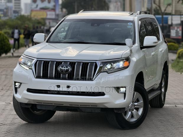 Toyota Land Cruiser Prado 2.7 2020 White