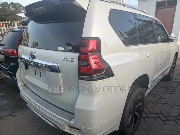 Toyota Land Cruiser Prado 2020 White
