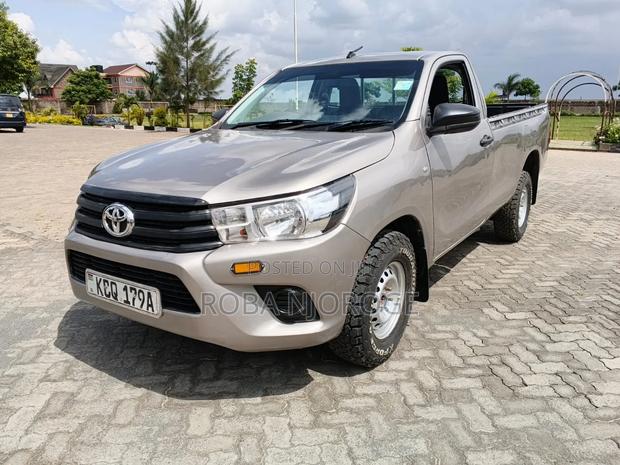 Toyota Hilux Revo Single Cab Deisel 2.4 RWD 2017 Brown