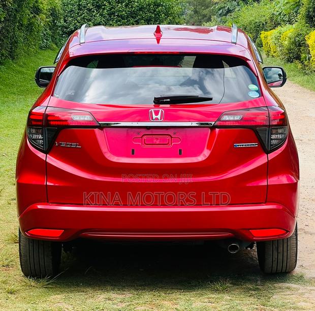 Honda Vezel 1.5 Hybrid 2WD 2019 Red