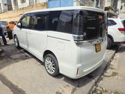 Toyota Voxy 2018 White for sale