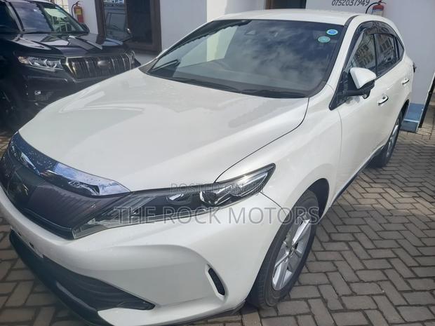 Toyota Harrier 2019 White