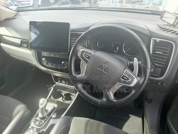 Mitsubishi Outlander 2020 Black