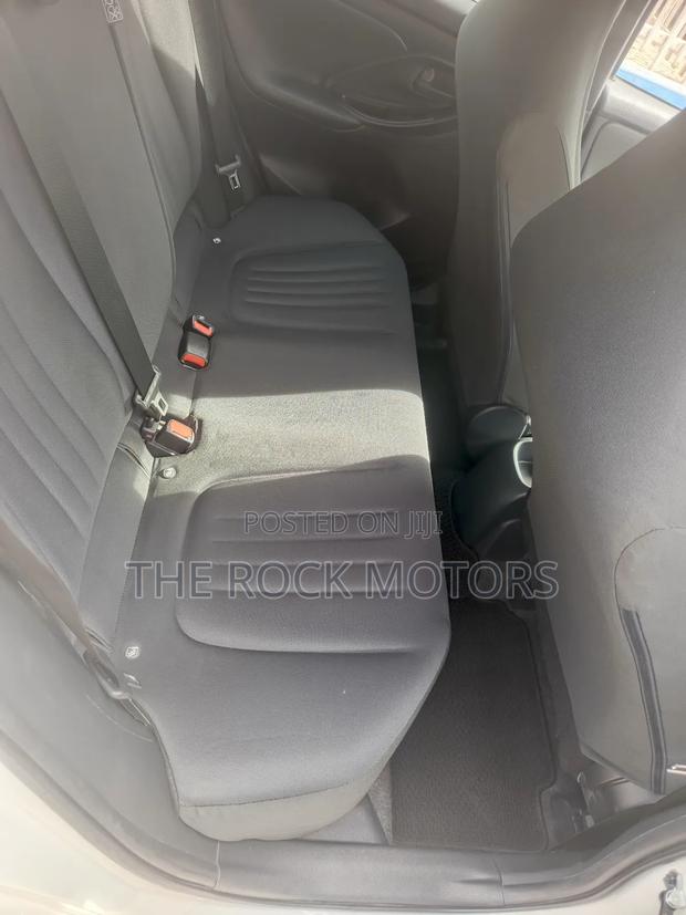 Toyota Yaris 2020 White