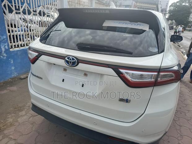 Toyota Harrier 2020 White