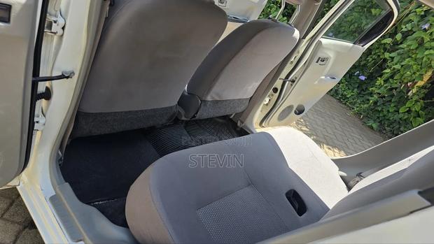 Daihatsu Mira 2016 White