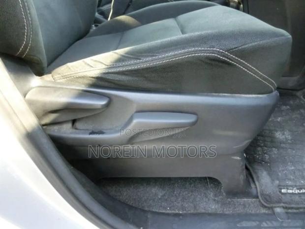 Toyota Esquire 2019 Gray