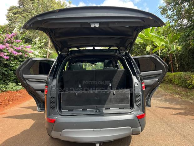 Land Rover Discovery HSE Luxury Diesel 4x4 2017