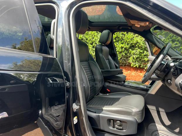 Land Rover Discovery HSE Luxury Diesel 4x4 2017