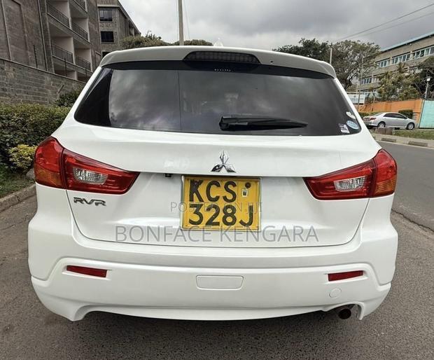 Mitsubishi RVR 2.0 2011 White