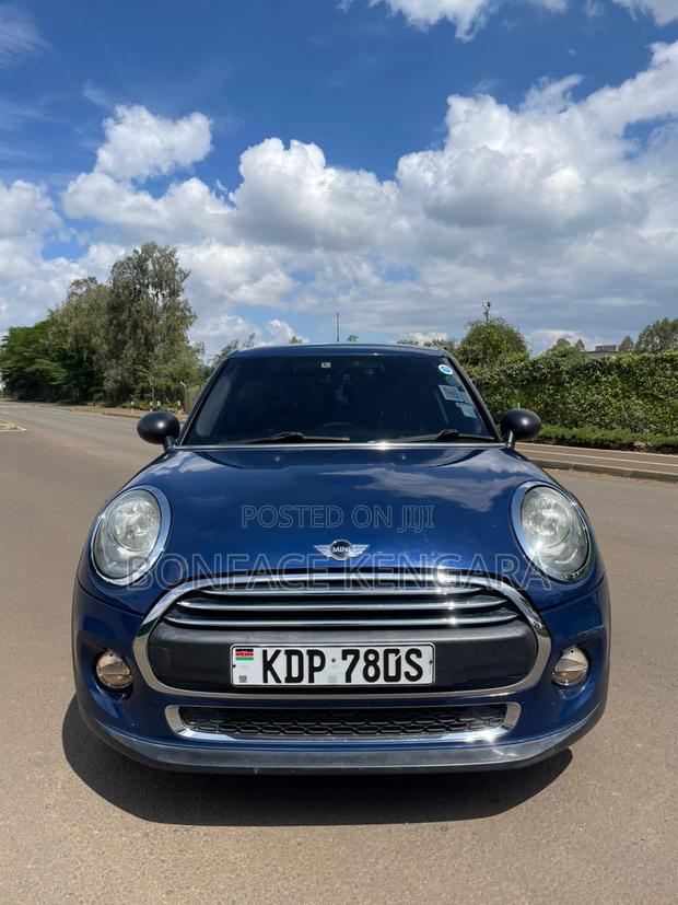 Mini Cooper 2016 Blue