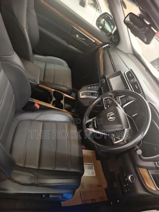 Honda CR-V 2021 White