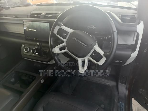 Land Rover Defender 2020 Maroon