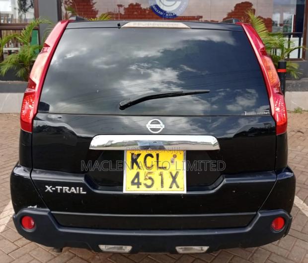 Nissan X-Trail 2010 Black