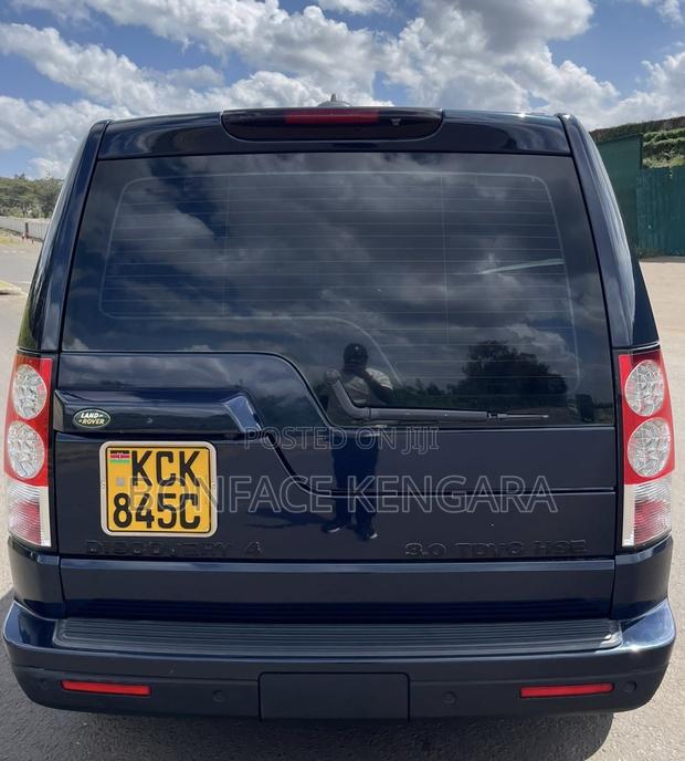 Land Rover Discovery 2009 Blue